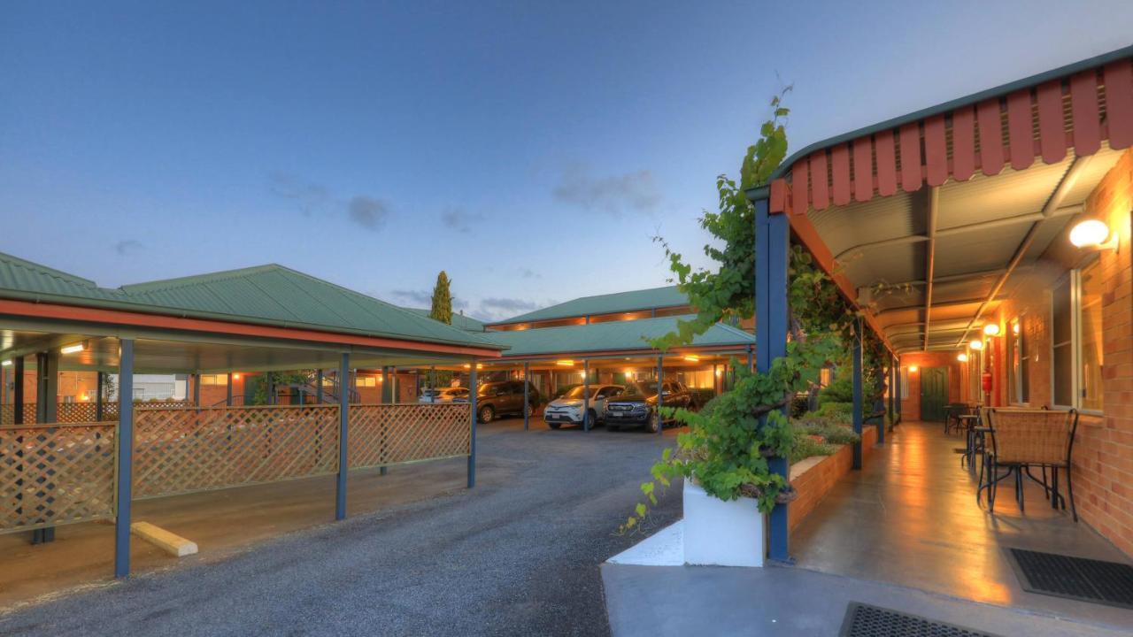 The Vines Motel & Cottages Stanthorpe Exteriér fotografie