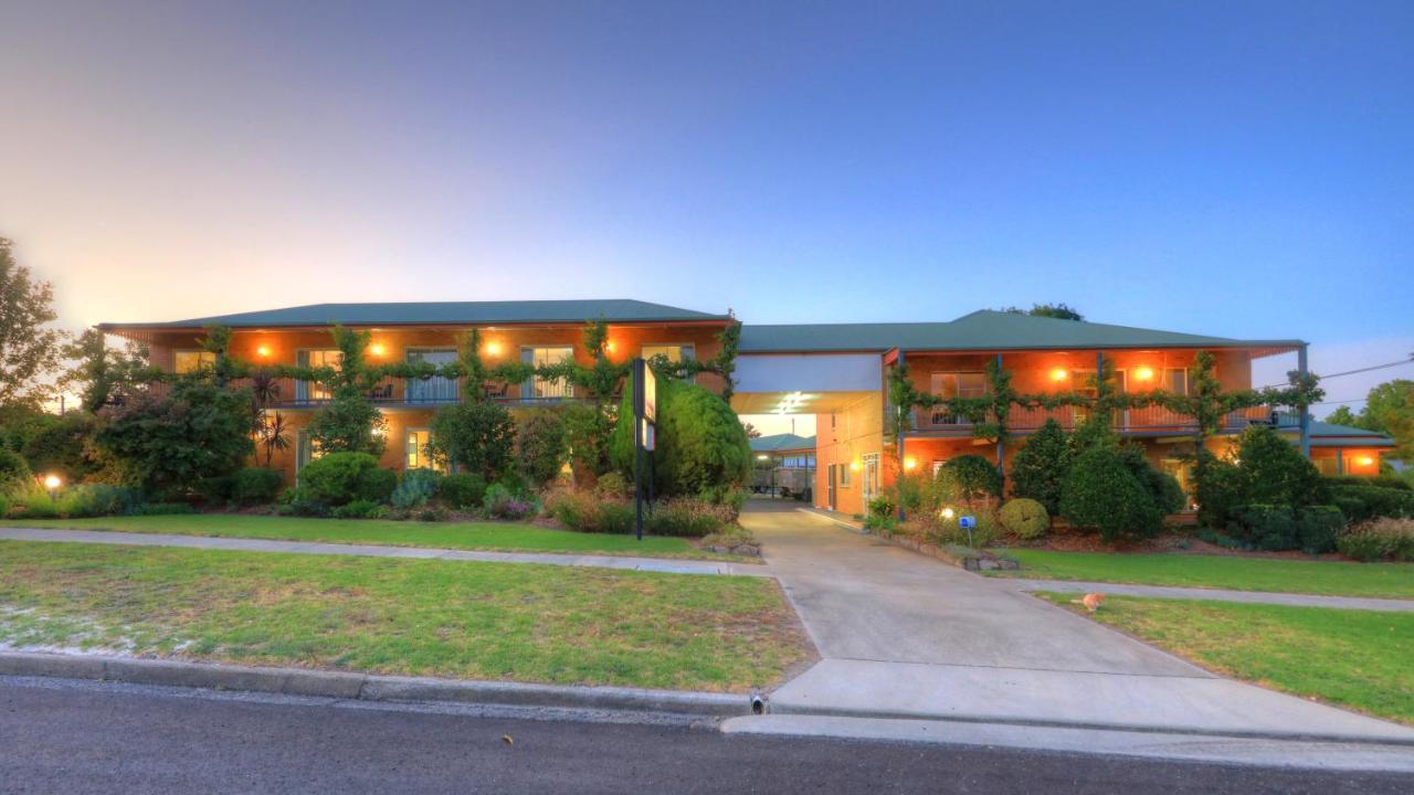 The Vines Motel & Cottages Stanthorpe Exteriér fotografie